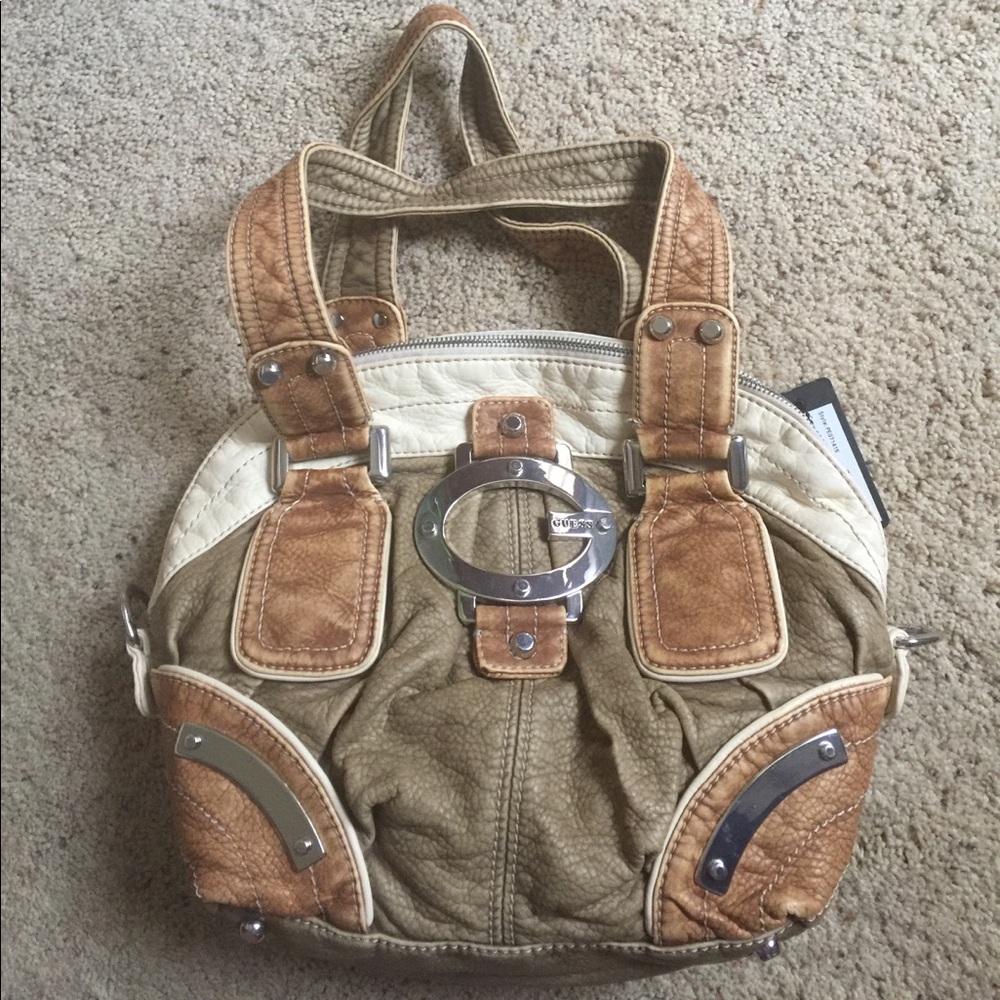 Guess Purse, NWT, bundle and save!